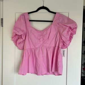 Old Navy BNWT size XL - pink puff sleeve shirt